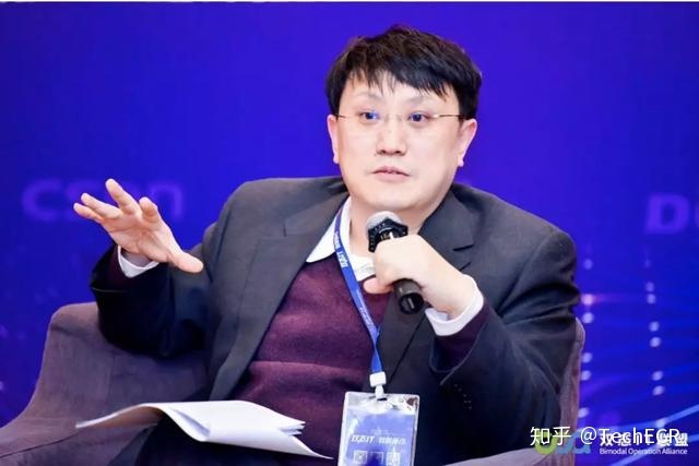 新华三的“登山杖”