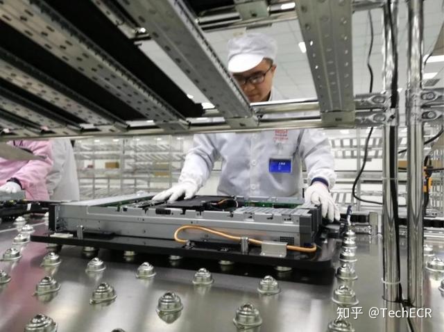 长虹贯鲲鹏 天宫“四川造” 长虹贯鲲鹏 天宫“四川造”