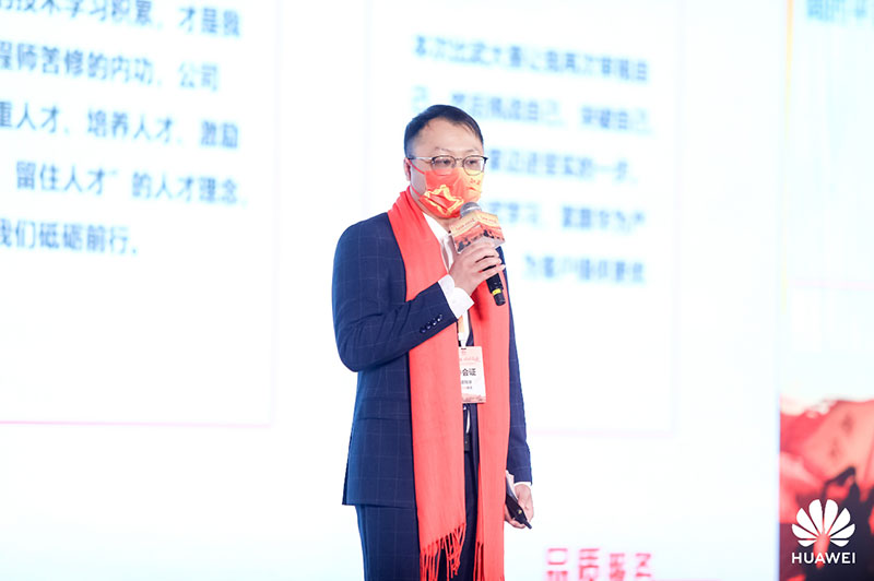 技术大比武：让每一个人都是一道光，不断突破与成长